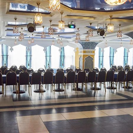 Hotel Східний Berezhany Esterno foto