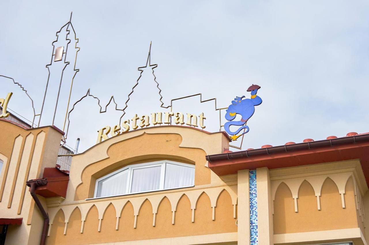Hotel Східний Berezhany Esterno foto