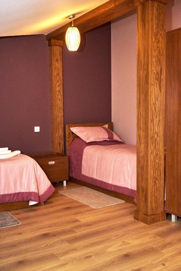 Hotel Східний Berezhany Esterno foto