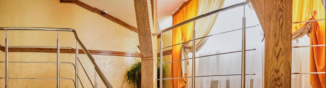 Hotel Східний Berezhany Esterno foto