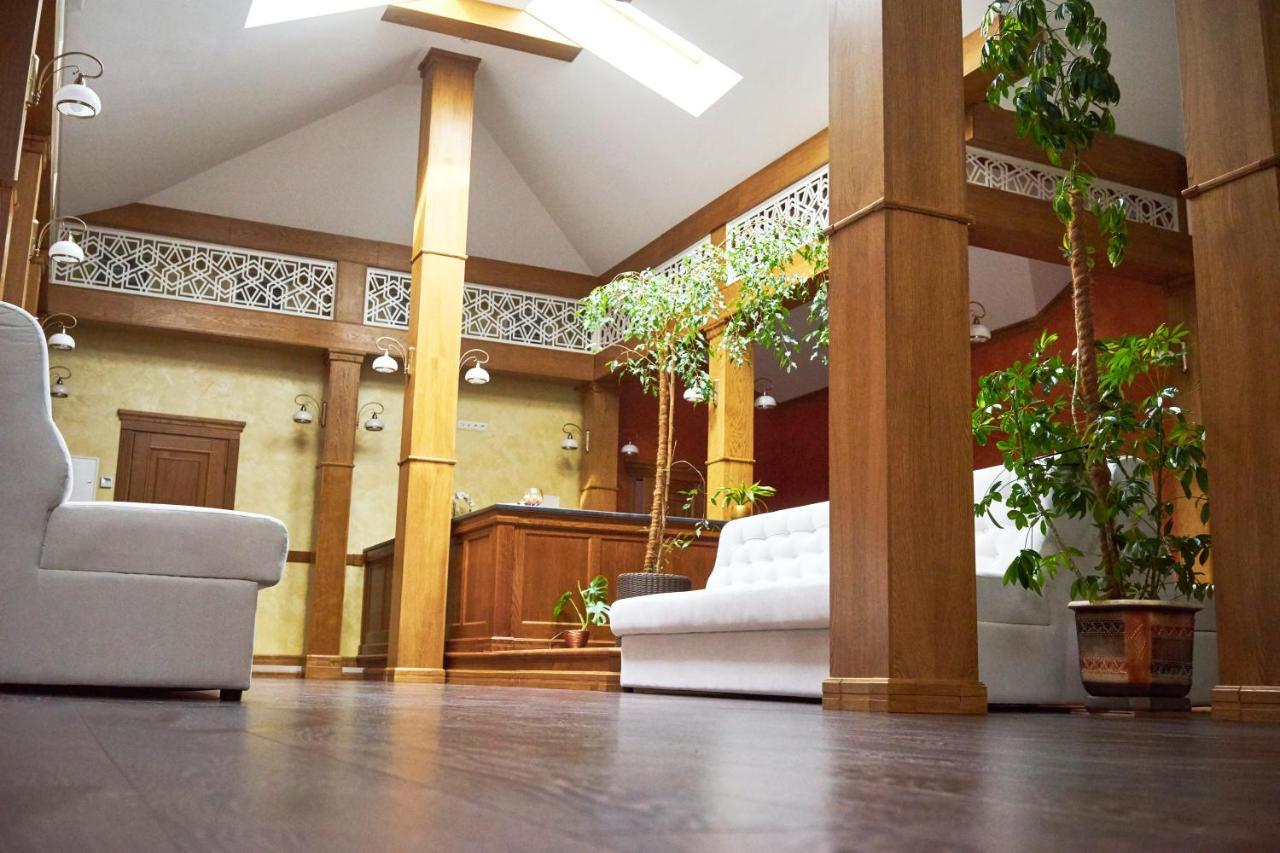 Hotel Східний Berezhany Esterno foto