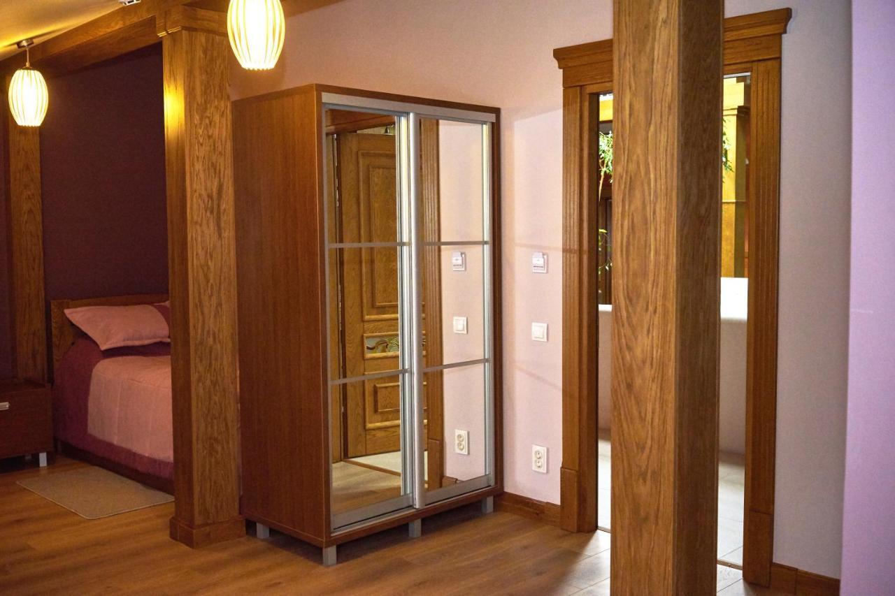 Hotel Східний Berezhany Esterno foto