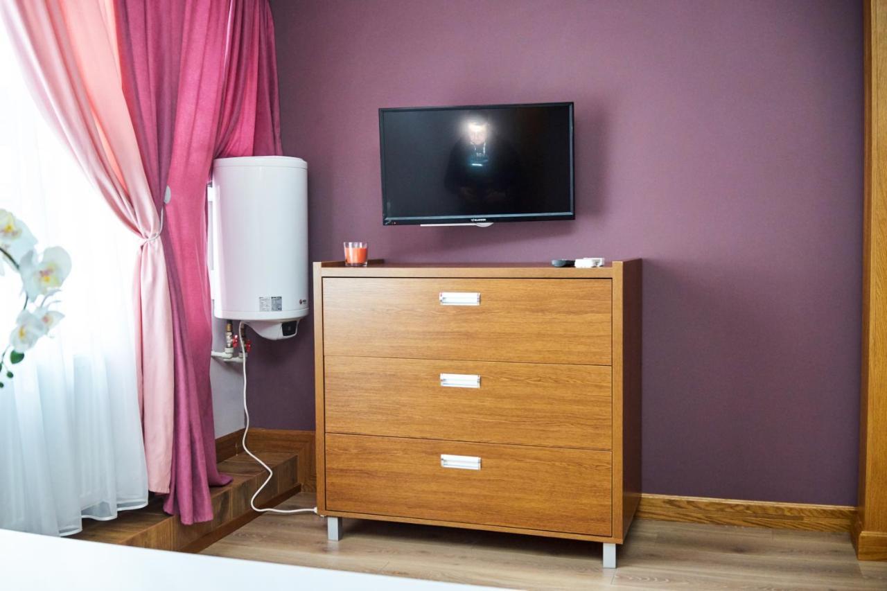 Hotel Східний Berezhany Esterno foto